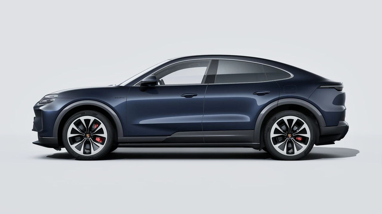2026 Porsche 9Y0/9Y3 Cayenne Coupe - Image 2 of 12
