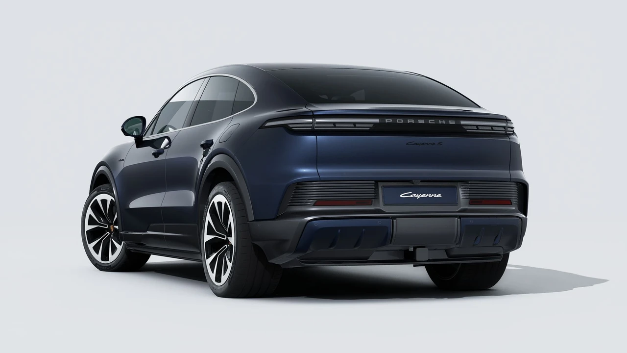 2026 Porsche 9Y0/9Y3 Cayenne Coupe - Image 3 of 12