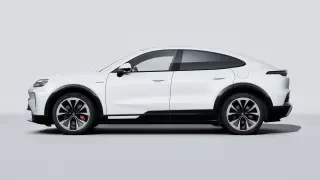2026 Porsche 9Y0/9Y3 Cayenne Coupe - Image 13 of 30