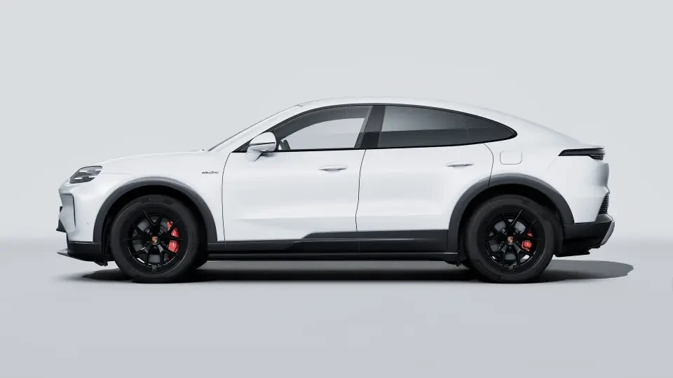 2026 Porsche 9Y0/9Y3 Cayenne Coupe - Image 15 of 30