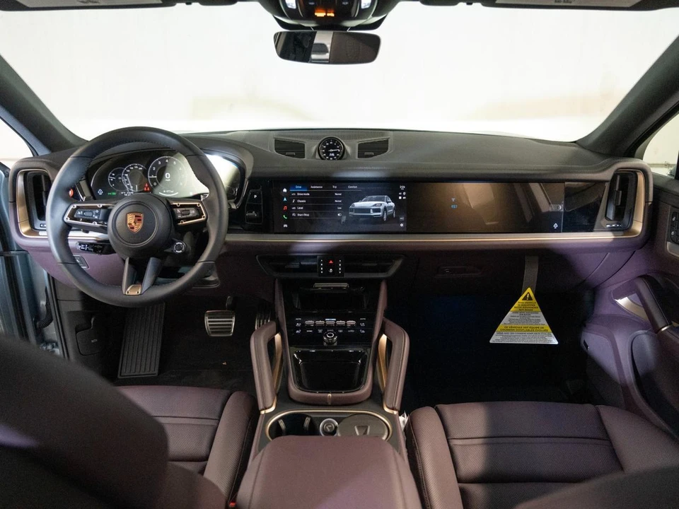 2026 Porsche 9Y0/9Y3 Cayenne Coupe - Image 26 of 28