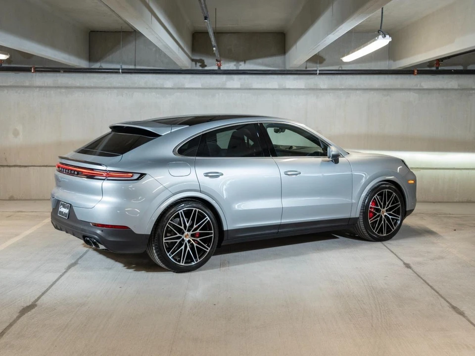 2026 Porsche 9Y0/9Y3 Cayenne Coupe - Image 9 of 28