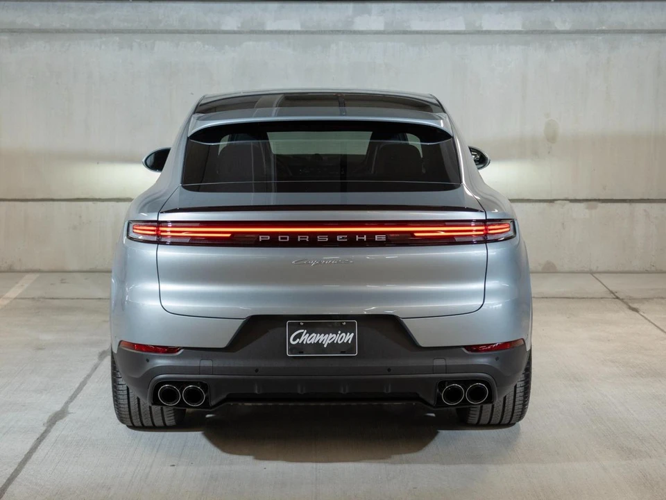 2026 Porsche 9Y0/9Y3 Cayenne Coupe - Image 10 of 28