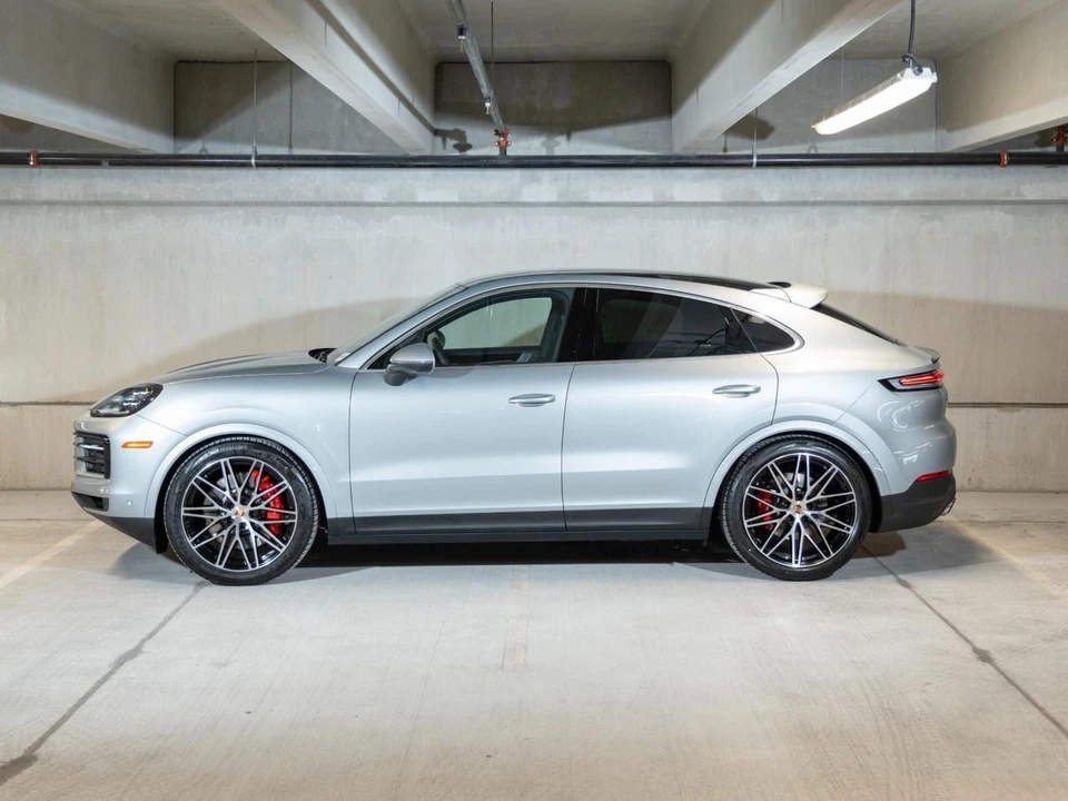 2026 Porsche 9Y0/9Y3 Cayenne Coupe - Image 2 of 28