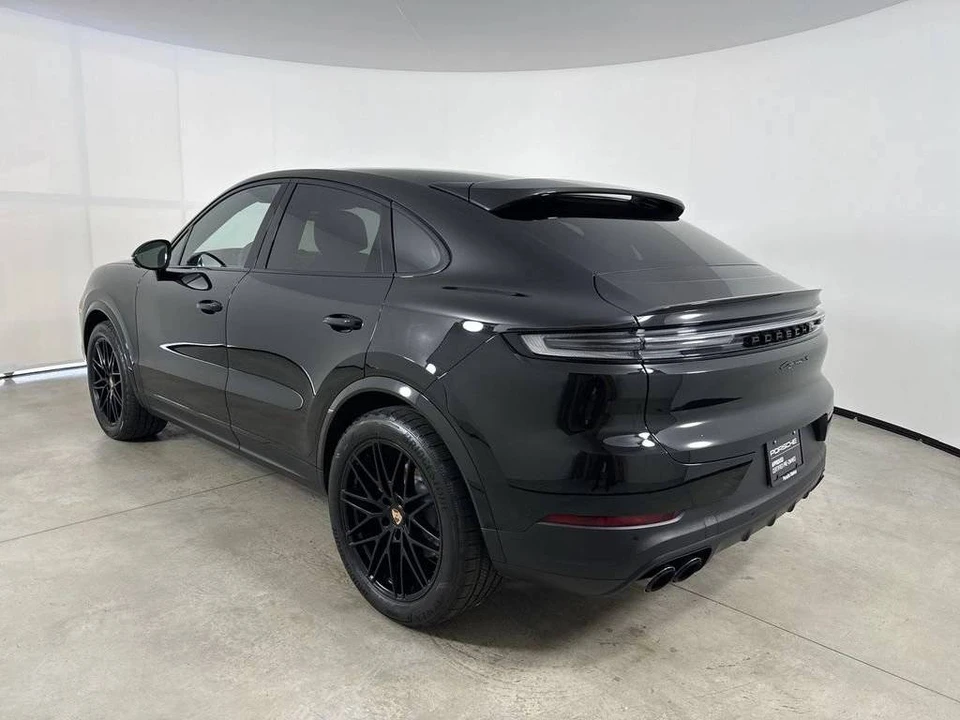 2026 Porsche 9Y0/9Y3 Cayenne S - Image 3 of 5