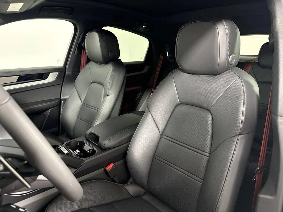 2026 Porsche 9Y0/9Y3 Cayenne S - Image 5 of 5