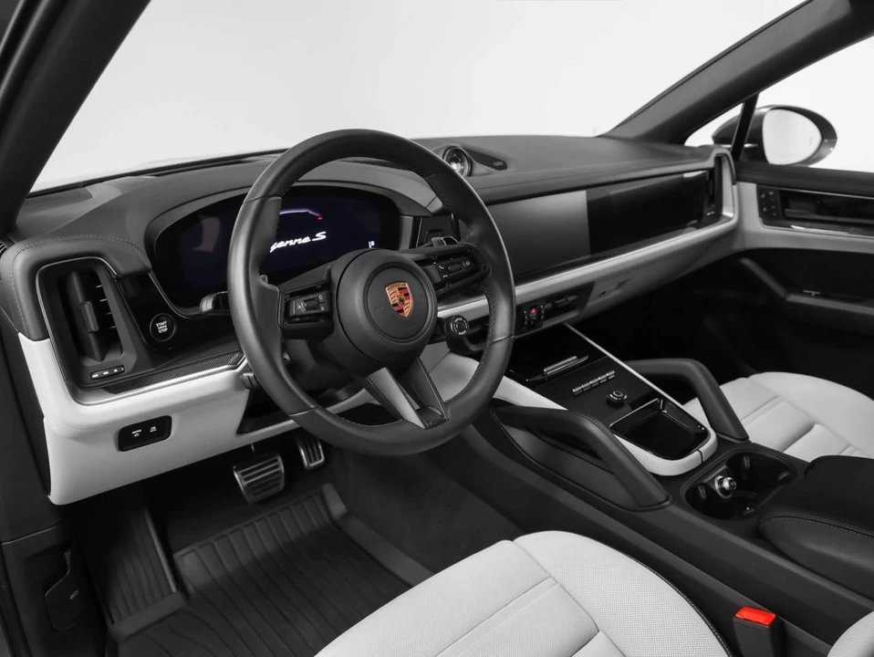 2026 Porsche 9Y0/9Y3 Cayenne Coupe - Image 4 of 4