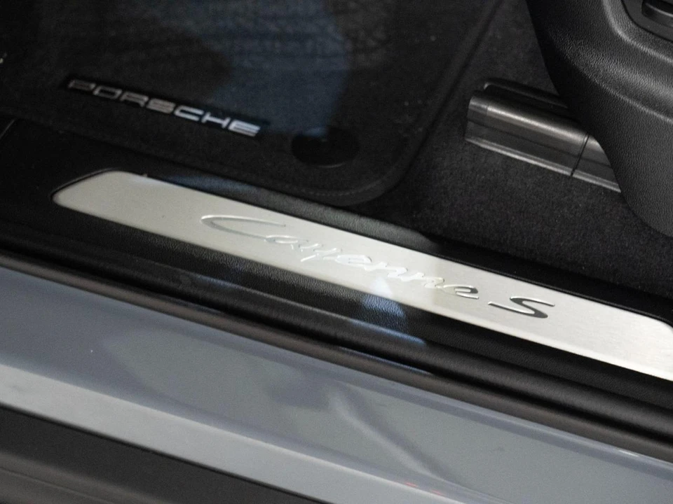 2026 Porsche 9Y0/9Y3 Cayenne Coupe - Image 12 of 30