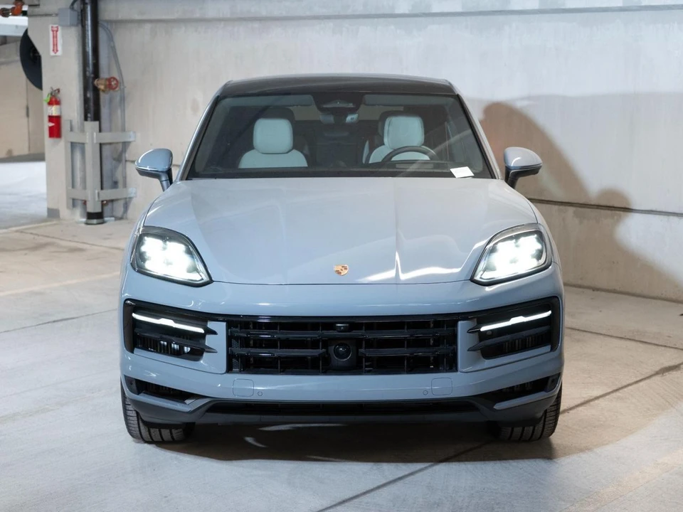 2026 Porsche 9Y0/9Y3 Cayenne Coupe - Image 6 of 30