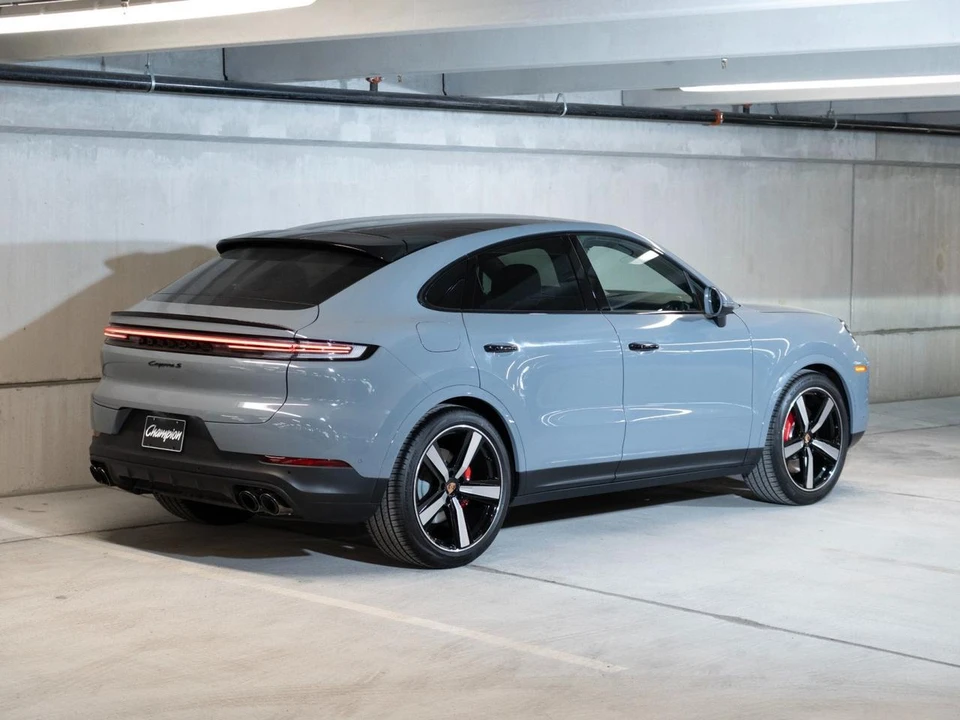 2026 Porsche 9Y0/9Y3 Cayenne Coupe - Image 9 of 30