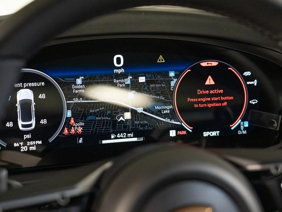 2026 Porsche 9Y0/9Y3 Cayenne Coupe - Image 19 of 30