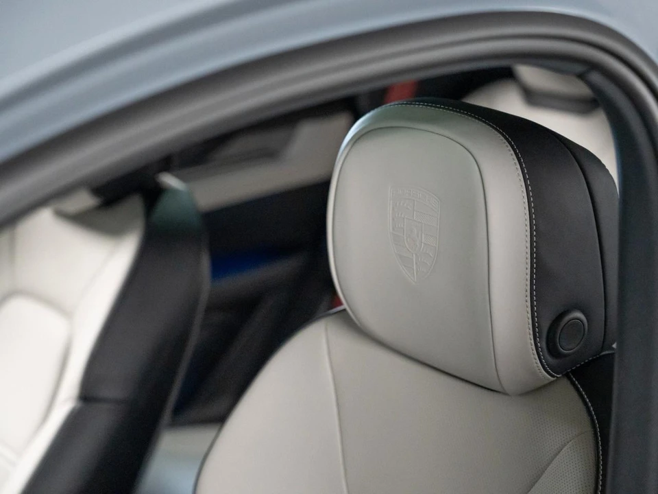 2026 Porsche 9Y0/9Y3 Cayenne Coupe - Image 25 of 30