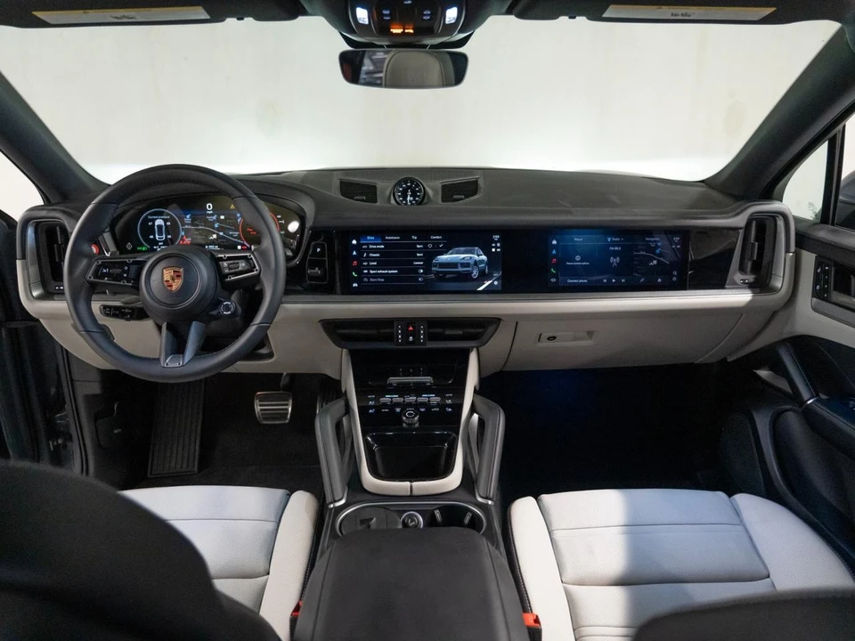2026 Porsche 9Y0/9Y3 Cayenne Coupe - Image 26 of 30