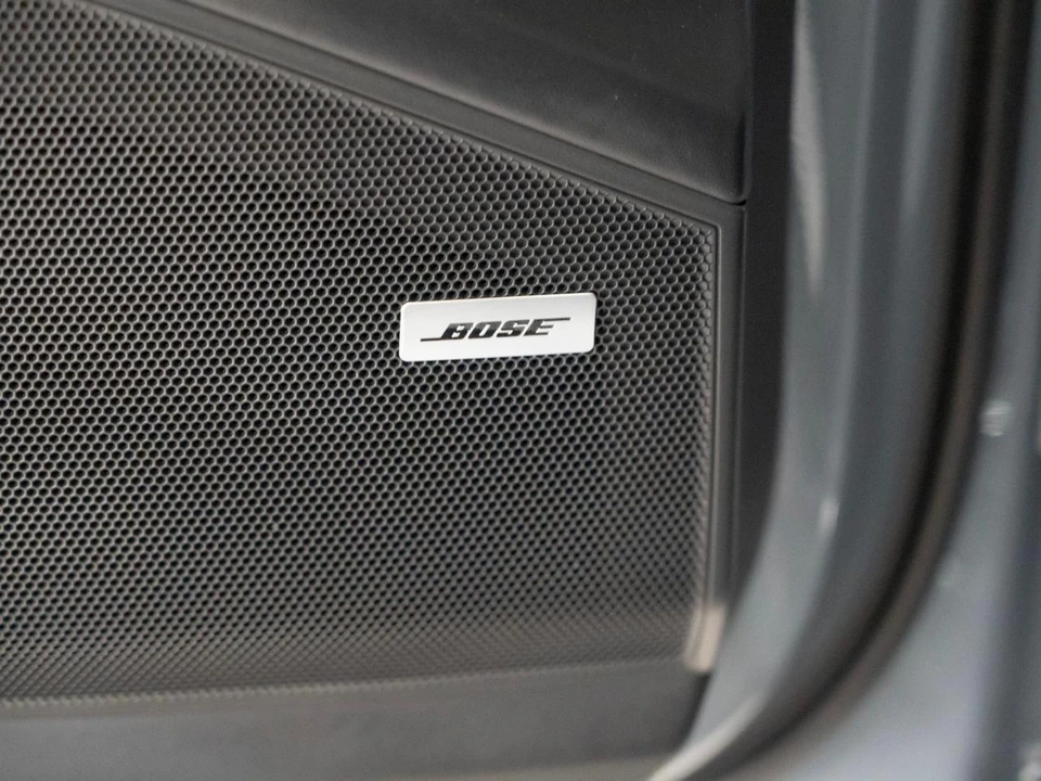2026 Porsche 9Y0/9Y3 Cayenne Coupe - Image 18 of 30
