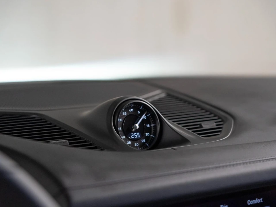 2026 Porsche 9Y0/9Y3 Cayenne Coupe - Image 20 of 30