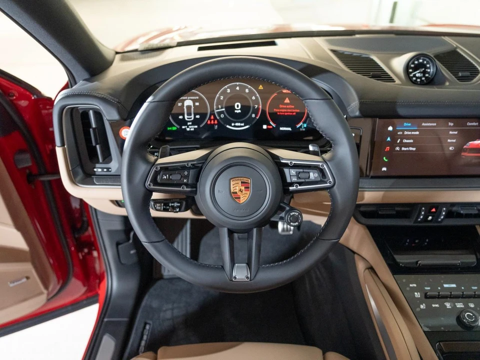 2026 Porsche 9Y0/9Y3 Cayenne Coupe - Image 27 of 28