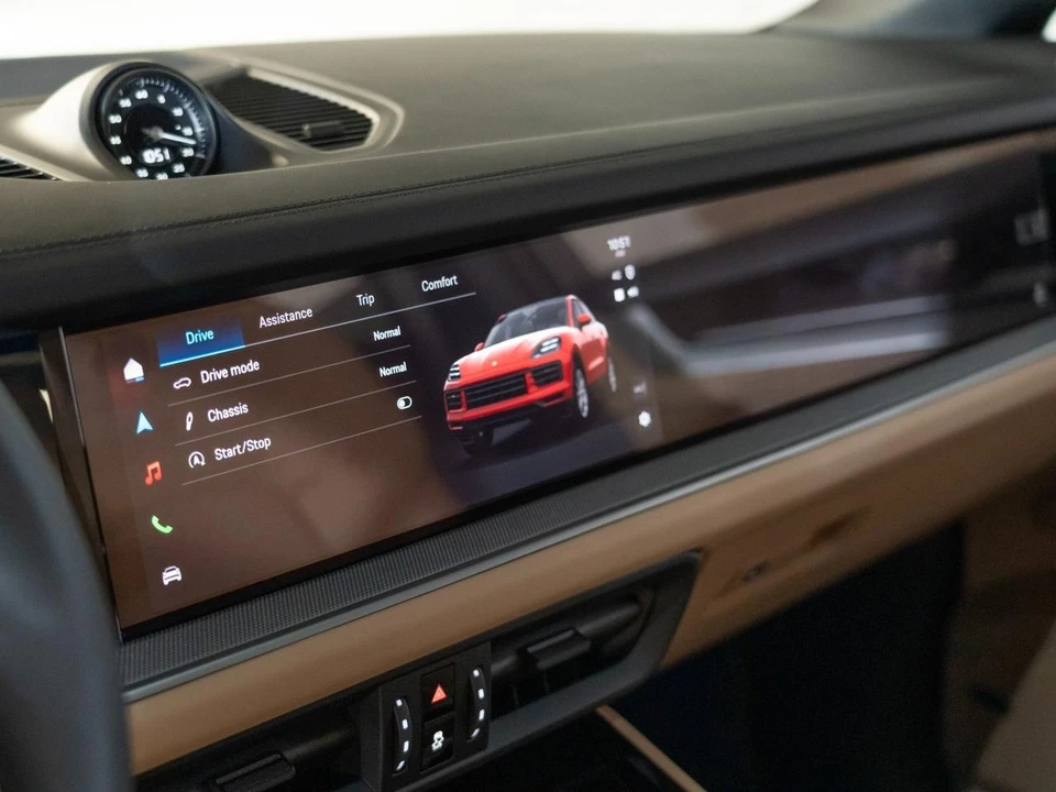 2026 Porsche 9Y0/9Y3 Cayenne Coupe - Image 20 of 28
