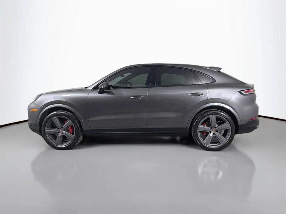 2026 Porsche 9Y0/9Y3 Cayenne Coupe - Image 2 of 5