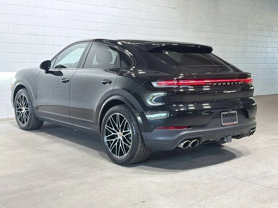 2026 Porsche 9Y0/9Y3 Cayenne Coupe - Image 3 of 4