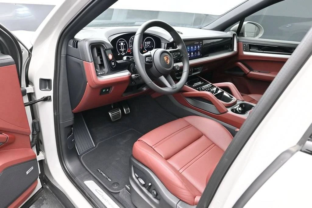 2026 Porsche 9Y0/9Y3 Cayenne Coupe - Image 4 of 5