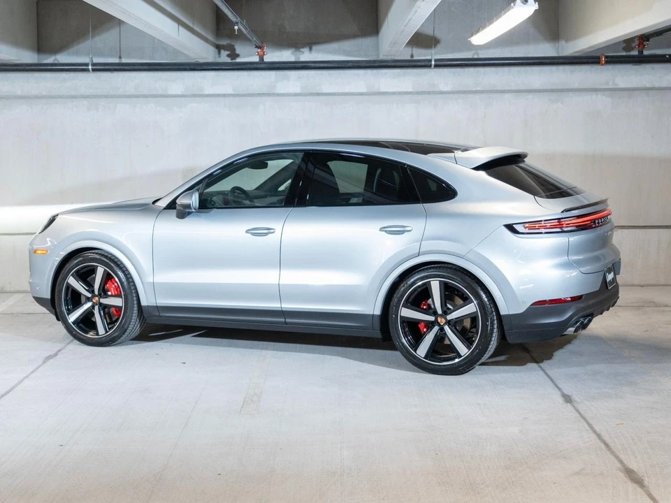 2026 Porsche 9Y0/9Y3 Cayenne Coupe - Image 3 of 30