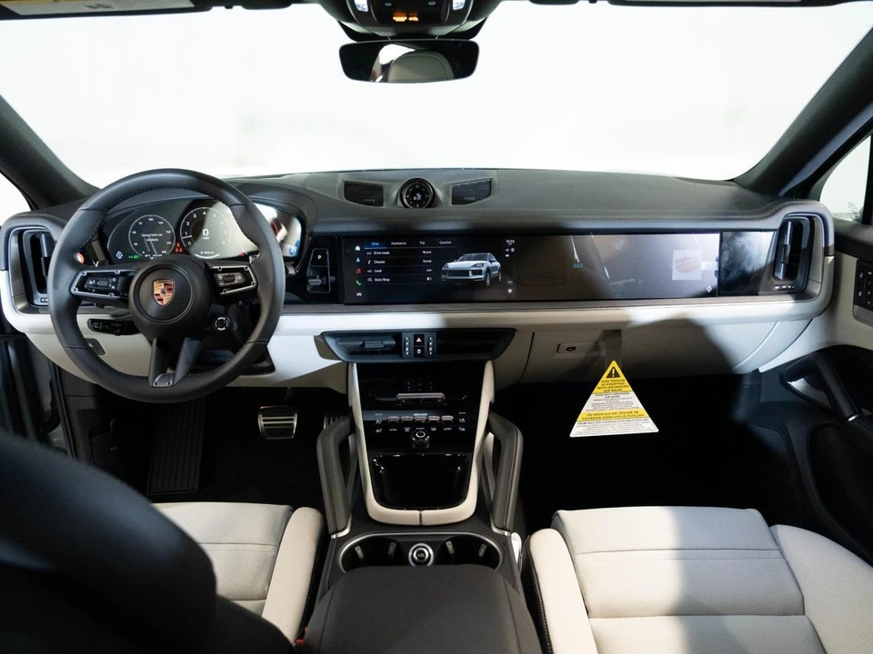 2026 Porsche 9Y0/9Y3 Cayenne Coupe - Image 26 of 30