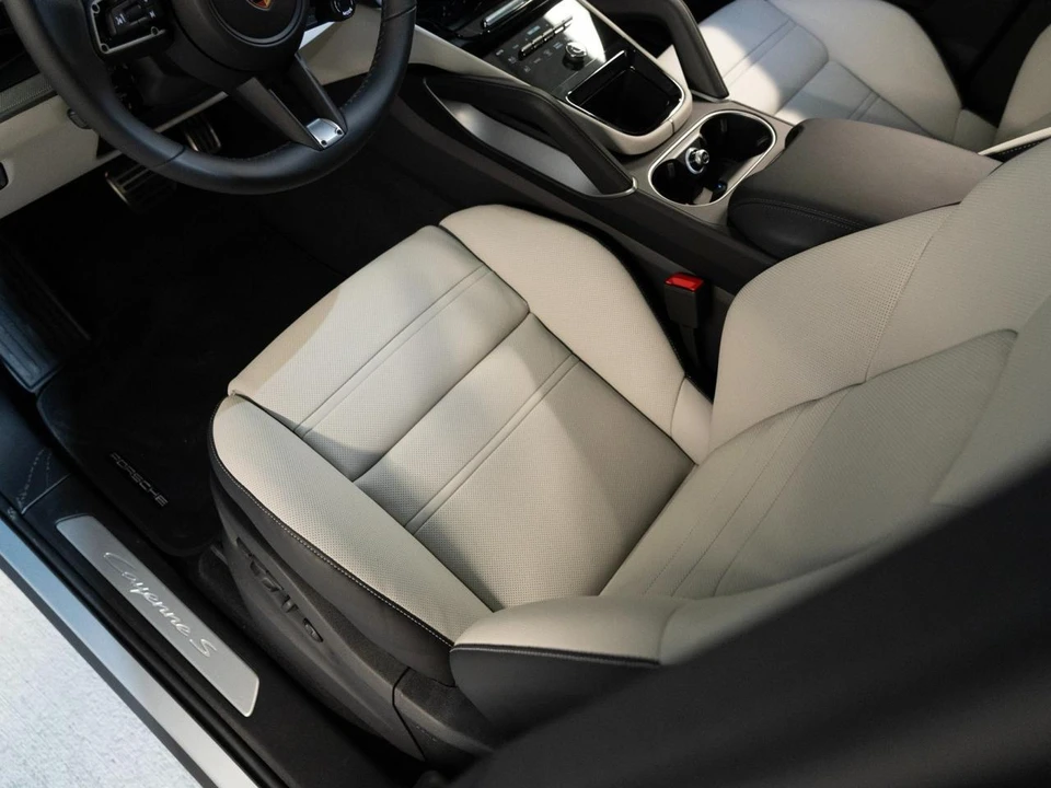 2026 Porsche 9Y0/9Y3 Cayenne Coupe - Image 14 of 30