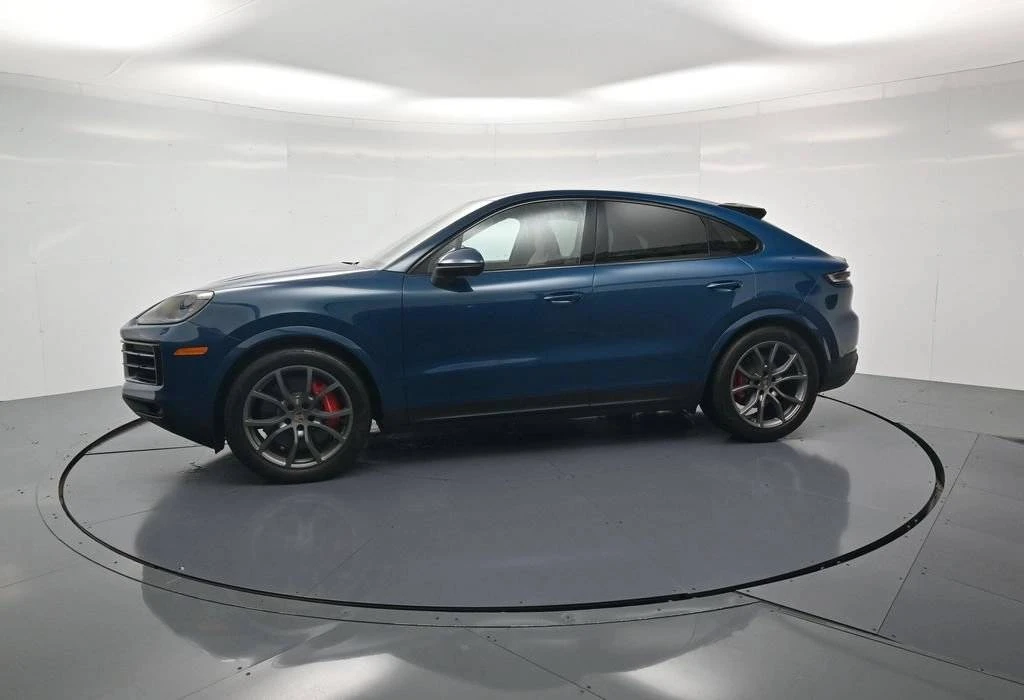 2026 Porsche 9Y0/9Y3 Cayenne Coupe - Image 2 of 5