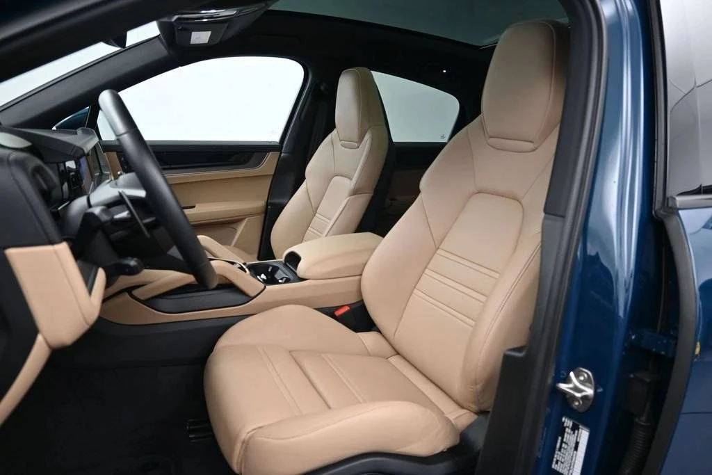 2026 Porsche 9Y0/9Y3 Cayenne Coupe - Image 5 of 5