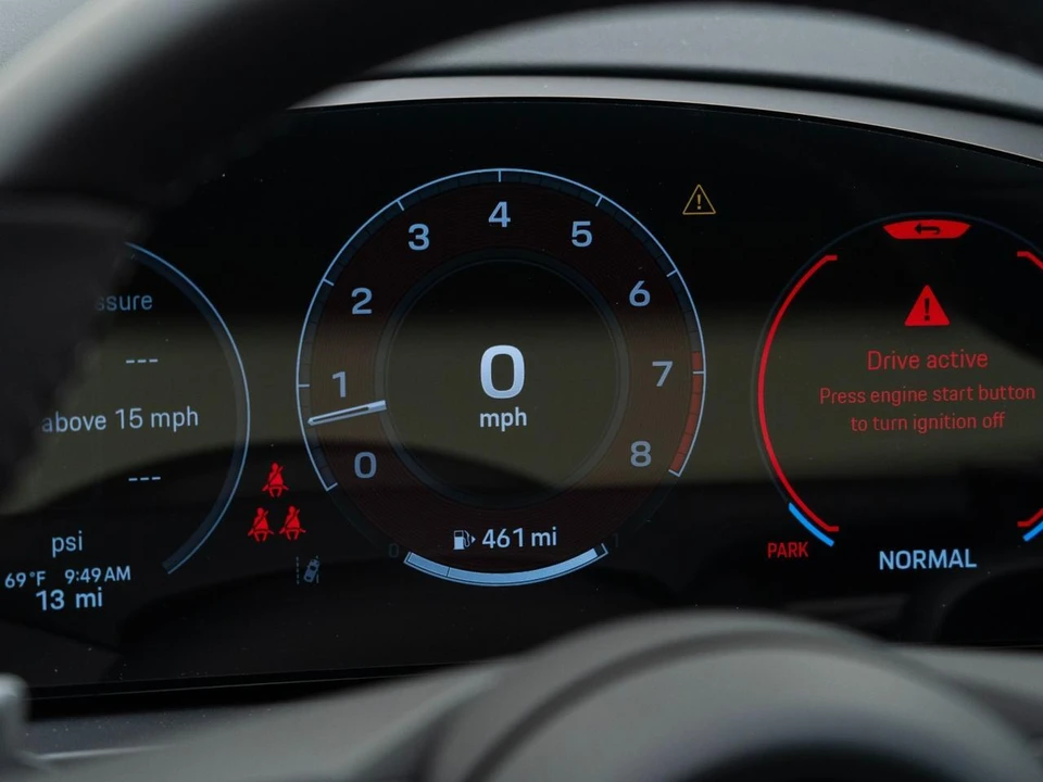 2026 Porsche 9Y0/9Y3 Cayenne S - Image 24 of 31