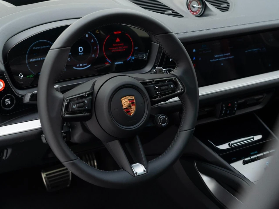 2026 Porsche 9Y0/9Y3 Cayenne S - Image 20 of 31