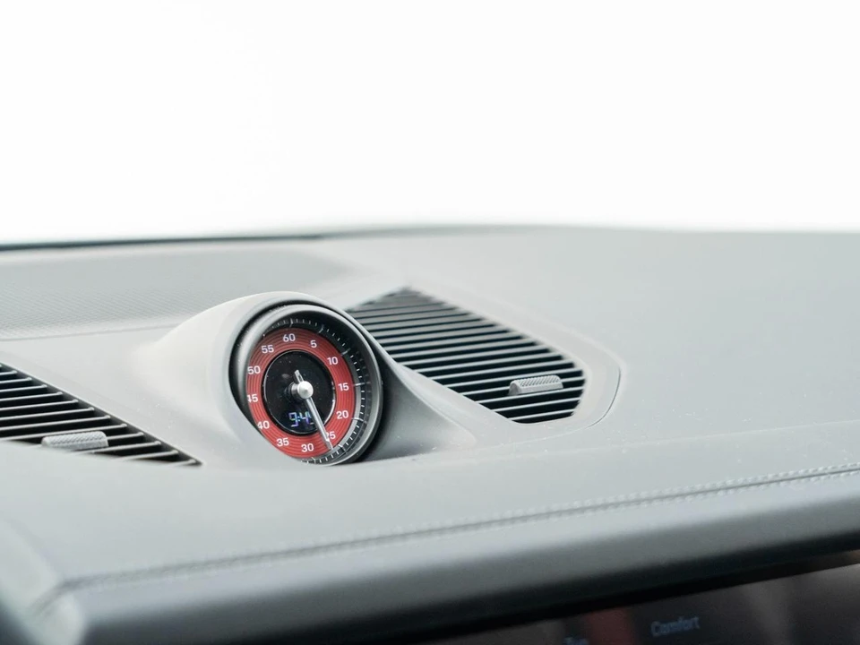 2026 Porsche 9Y0/9Y3 Cayenne S - Image 25 of 31
