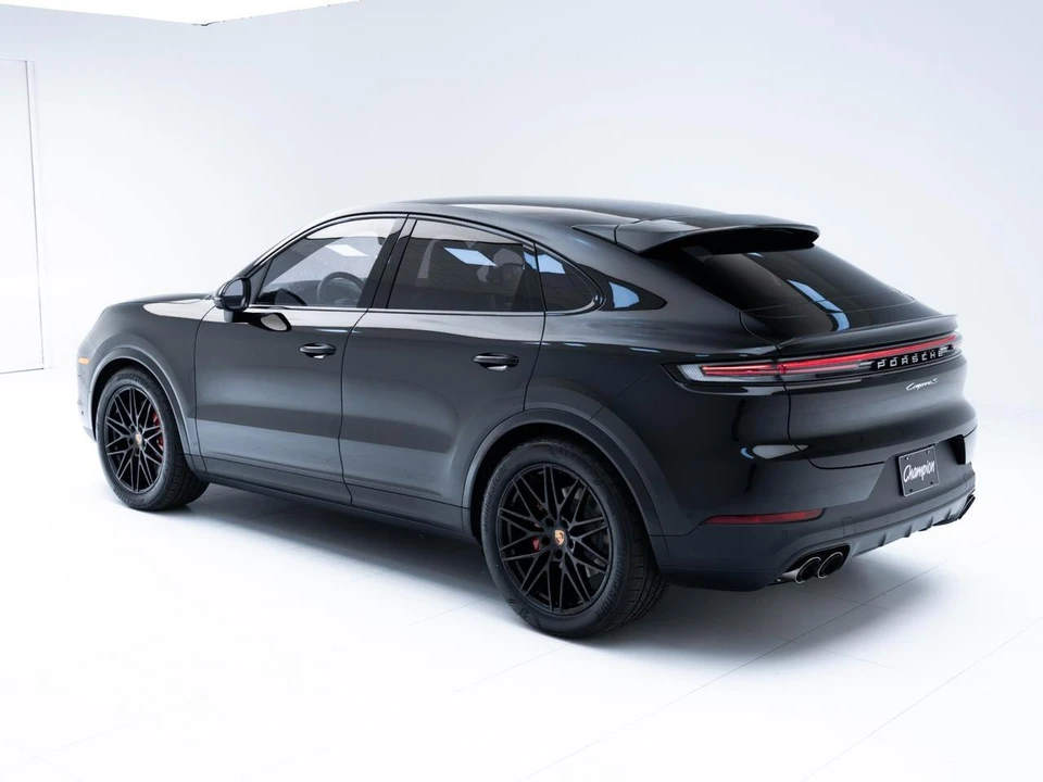 2026 Porsche 9Y0/9Y3 Cayenne S - Image 3 of 31