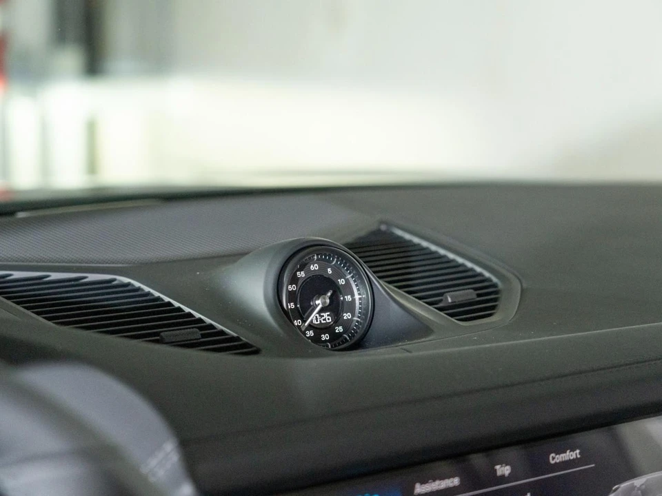 2026 Porsche 9Y0/9Y3 Cayenne Coupe - Image 18 of 28