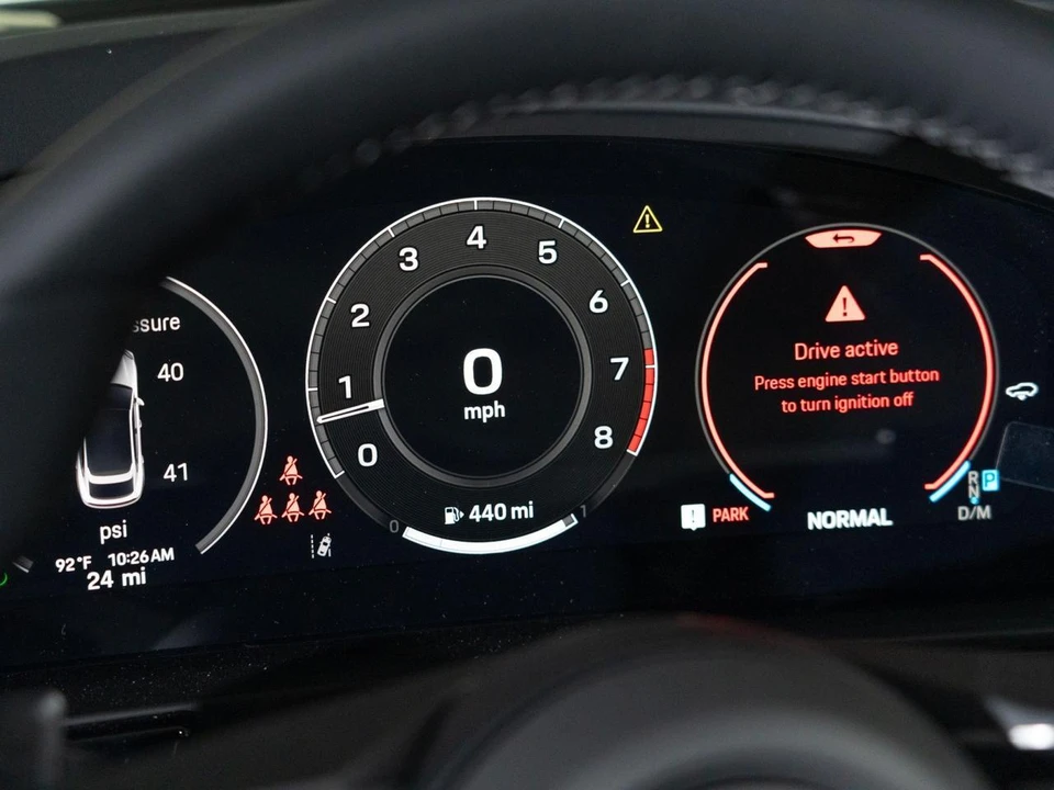 2026 Porsche 9Y0/9Y3 Cayenne Coupe - Image 17 of 28