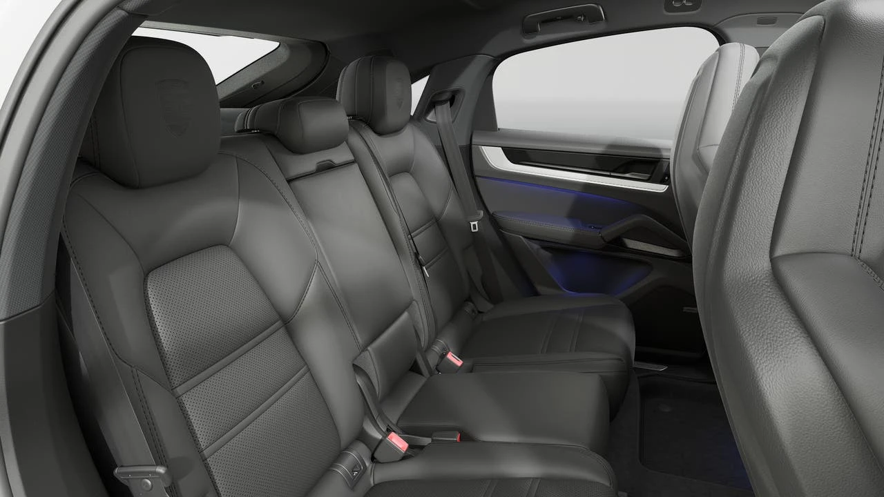 2026 Porsche 9Y0/9Y3 Cayenne Coupe - Image 13 of 14