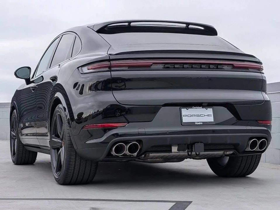 2026 Porsche 9Y0/9Y3 Cayenne Coupe - Image 3 of 5