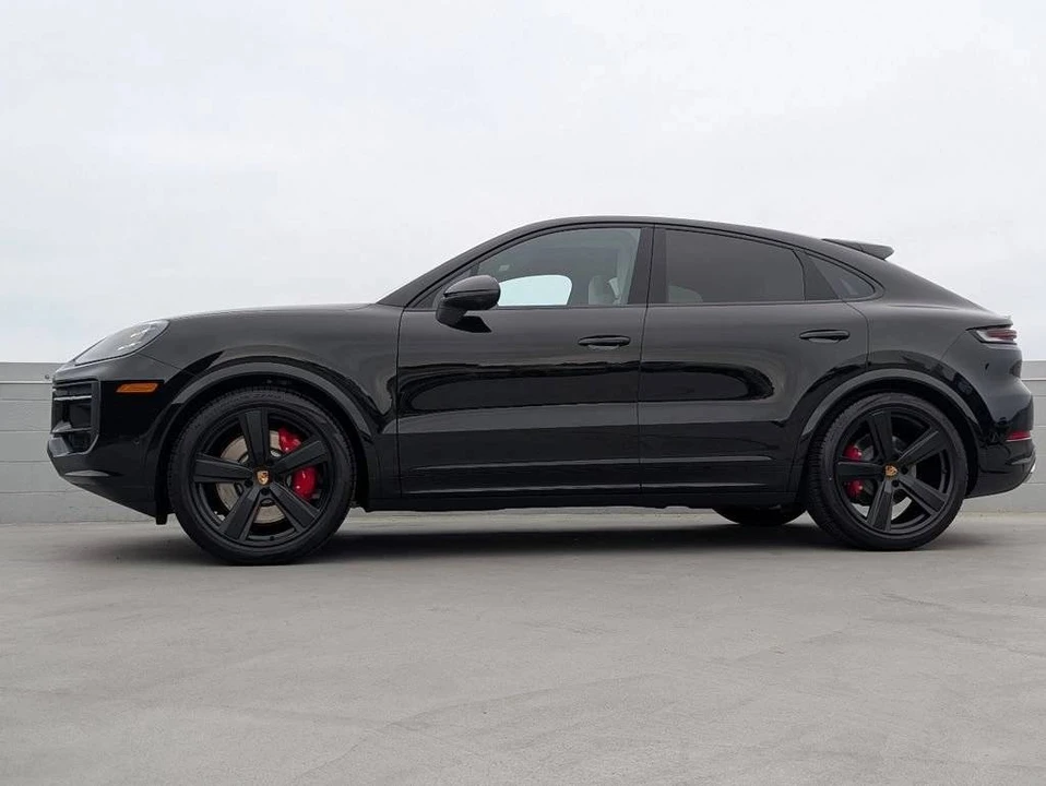 2026 Porsche 9Y0/9Y3 Cayenne Coupe - Image 2 of 5