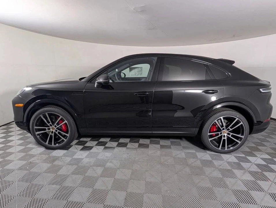 2026 Porsche 9Y0/9Y3 Cayenne Coupe - Image 2 of 5