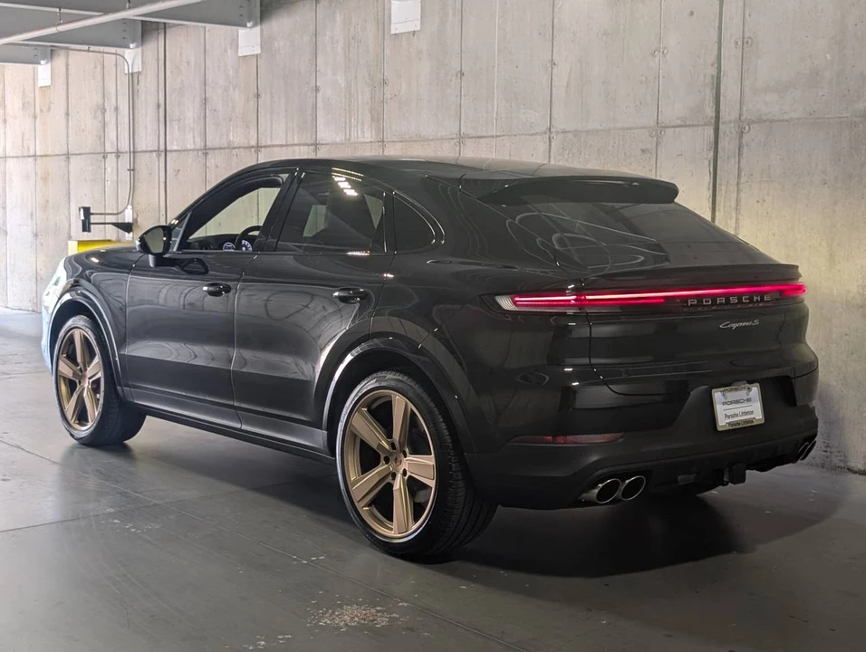 2026 Porsche 9Y0/9Y3 Cayenne Coupe - Image 3 of 5