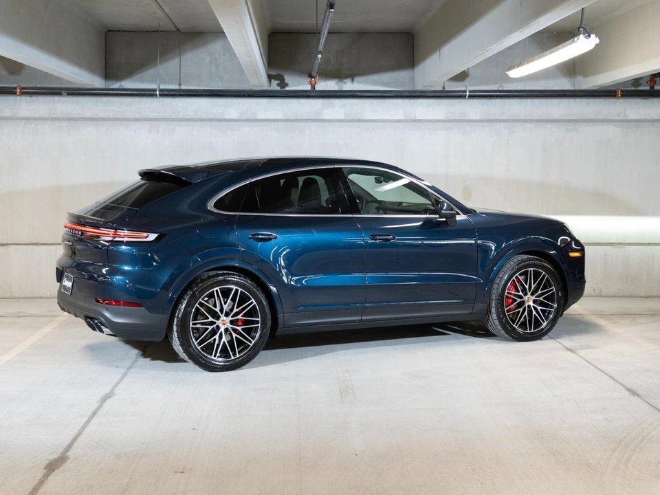 2026 Porsche 9Y0/9Y3 Cayenne Coupe - Image 9 of 30