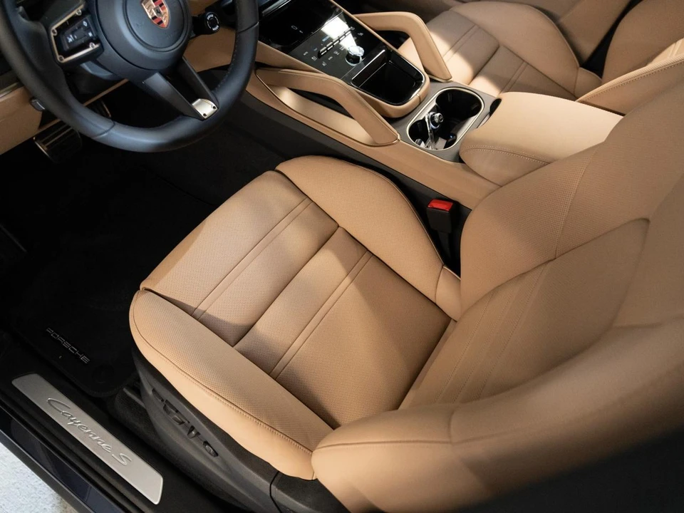 2026 Porsche 9Y0/9Y3 Cayenne Coupe - Image 14 of 30