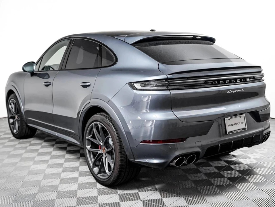2026 Porsche 9Y0/9Y3 Cayenne Coupe - Image 3 of 5