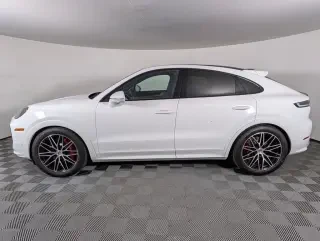 2026 Porsche 9Y0/9Y3 Cayenne S - Image 13 of 31