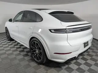 2026 Porsche 9Y0/9Y3 Cayenne S - Image 21 of 31