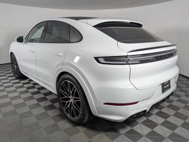 2026 Porsche 9Y0/9Y3 Cayenne S - Image 18 of 31