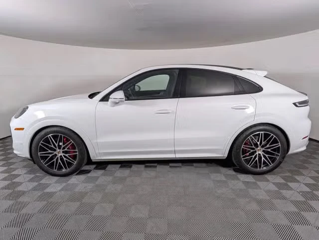 2026 Porsche 9Y0/9Y3 Cayenne S - Image 10 of 31