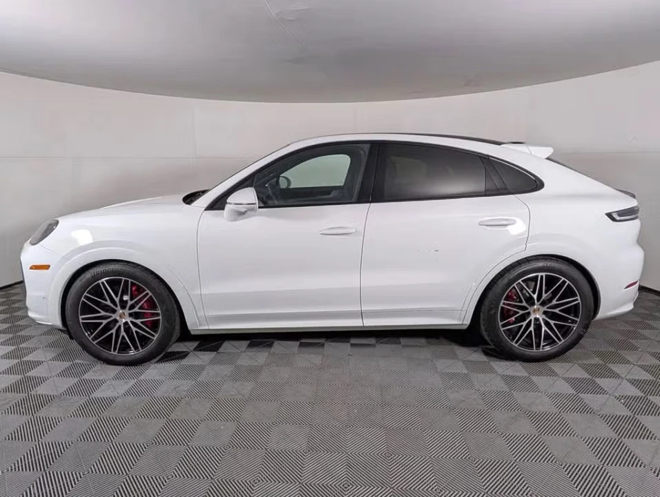 2026 Porsche 9Y0/9Y3 Cayenne S - Image 11 of 31