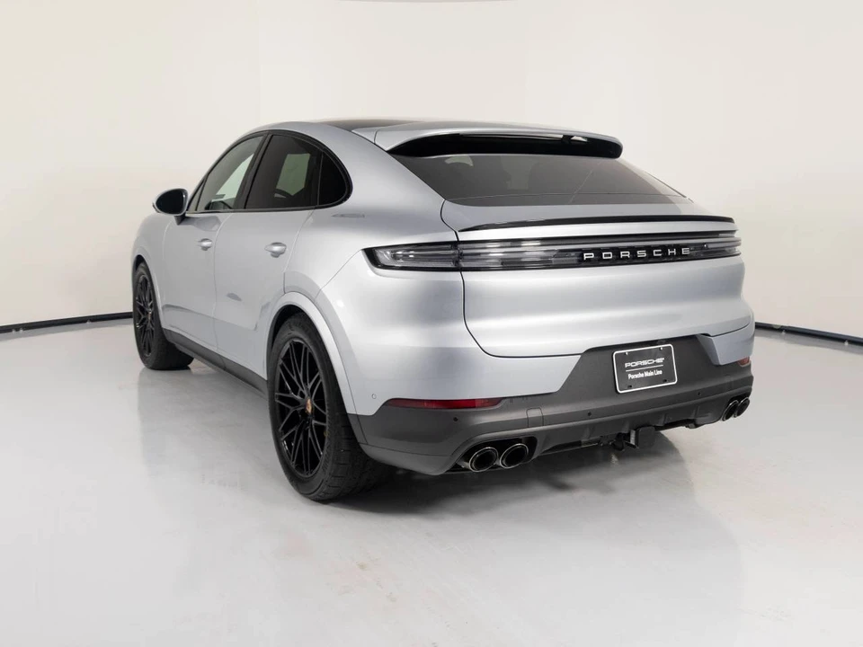 2026 Porsche 9Y0/9Y3 Cayenne Coupe - Image 3 of 4
