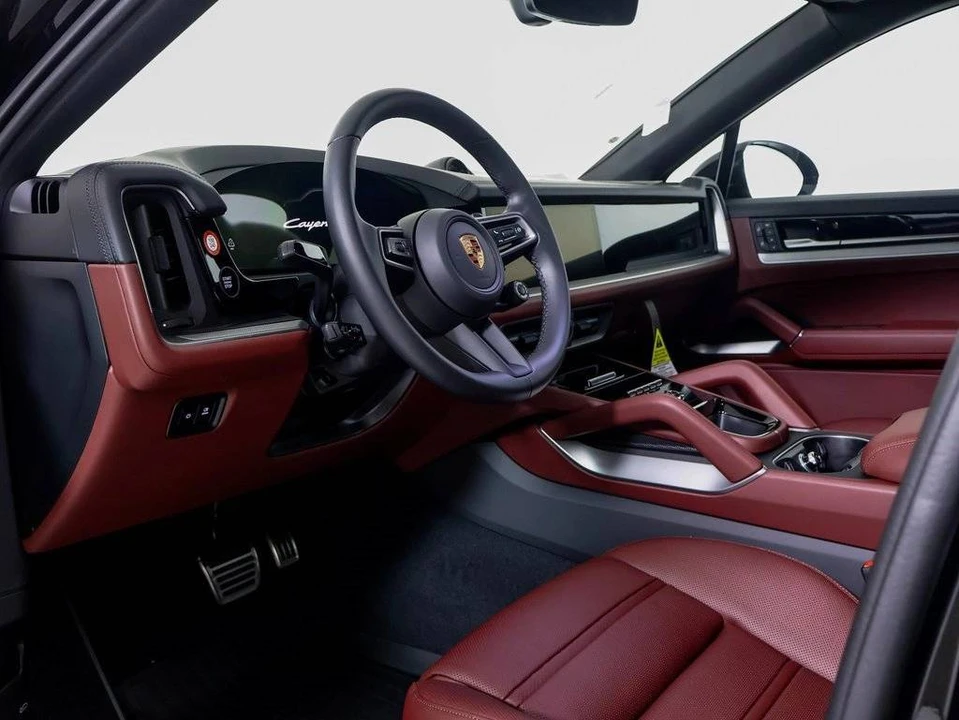 2026 Porsche 9Y0/9Y3 Cayenne Coupe - Image 4 of 5